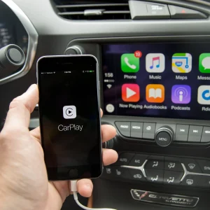 کارپلی carplay چیست؟ آموزش و نحوه اتصال آیفون به خودرو